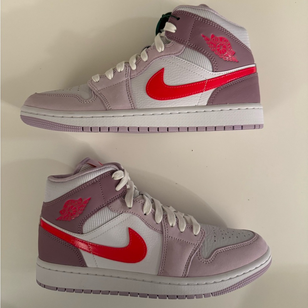 Jordan 1 Mid Valentines Day